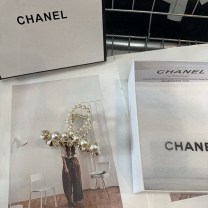 Chan The latest popular style of small fragrance, heavy-duty pearl gripper