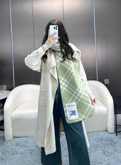 Bur classic wool scarf