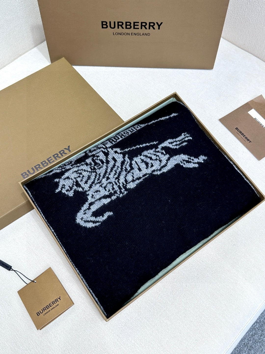 Bur High end knitted patchwork scarf