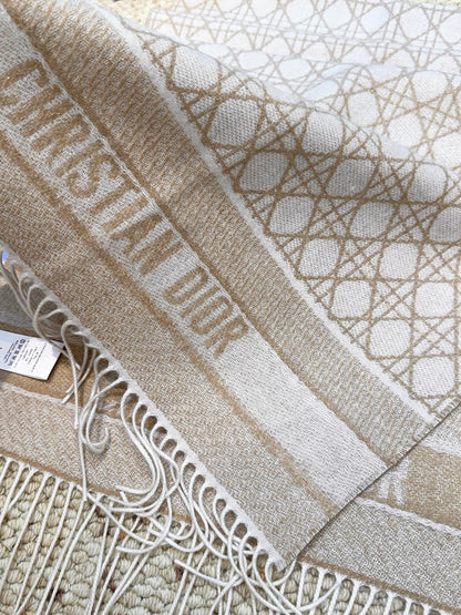 CD New style 100% cashmere scarf with cannage pattern