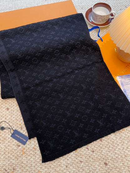 Louis classic scarf