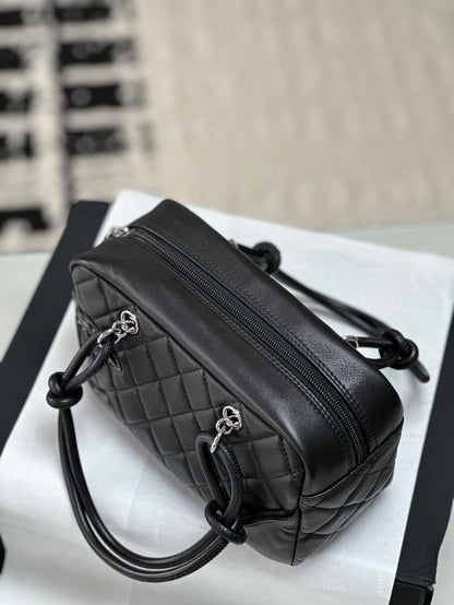 New 💯 ladies' bags