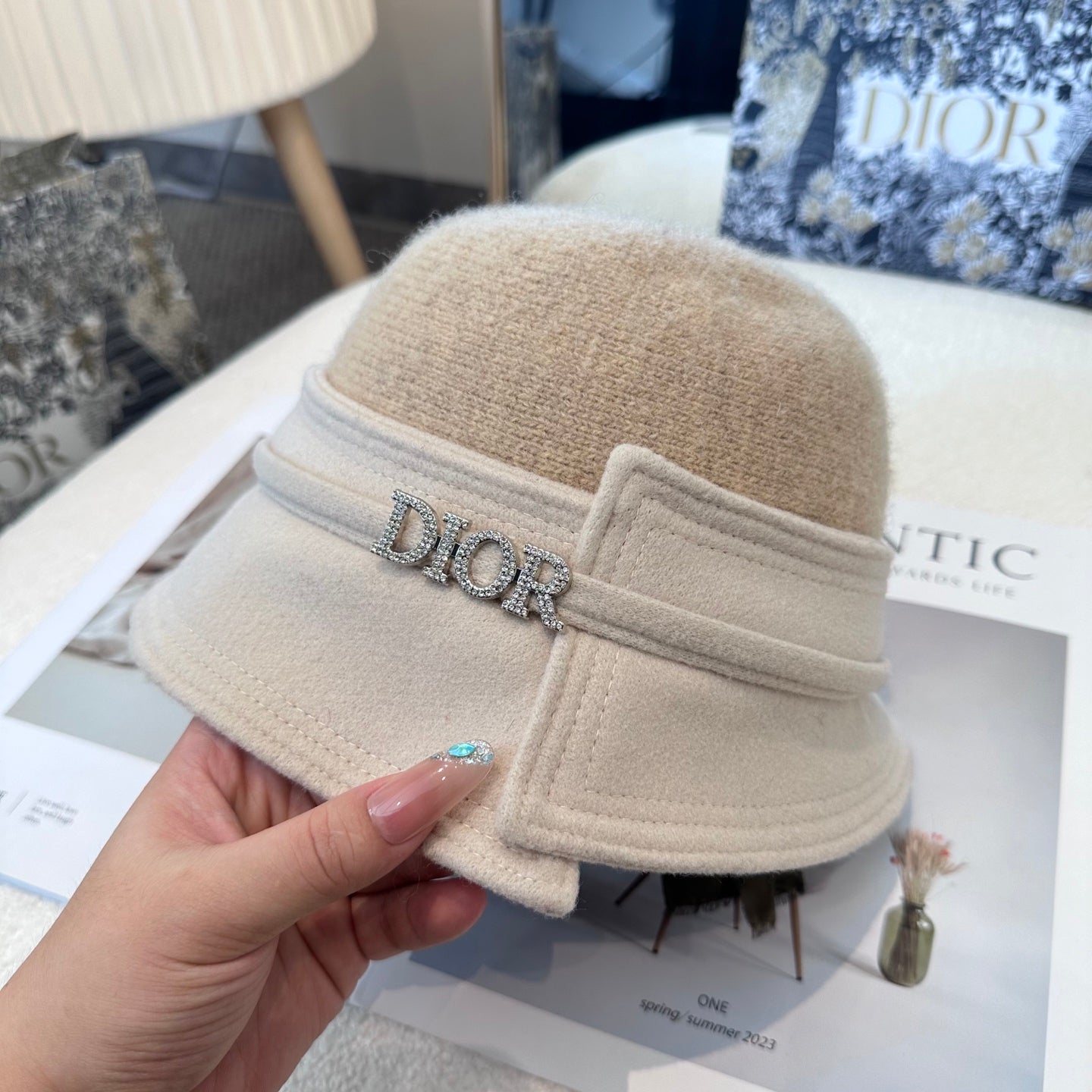 CD Simple new basin hat A must-have in autumn and winter