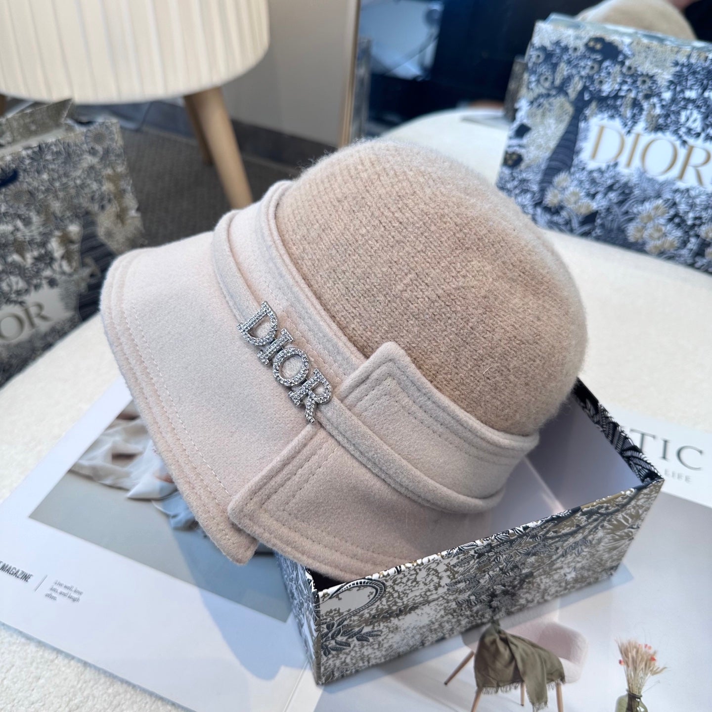 CD Simple new basin hat A must-have in autumn and winter