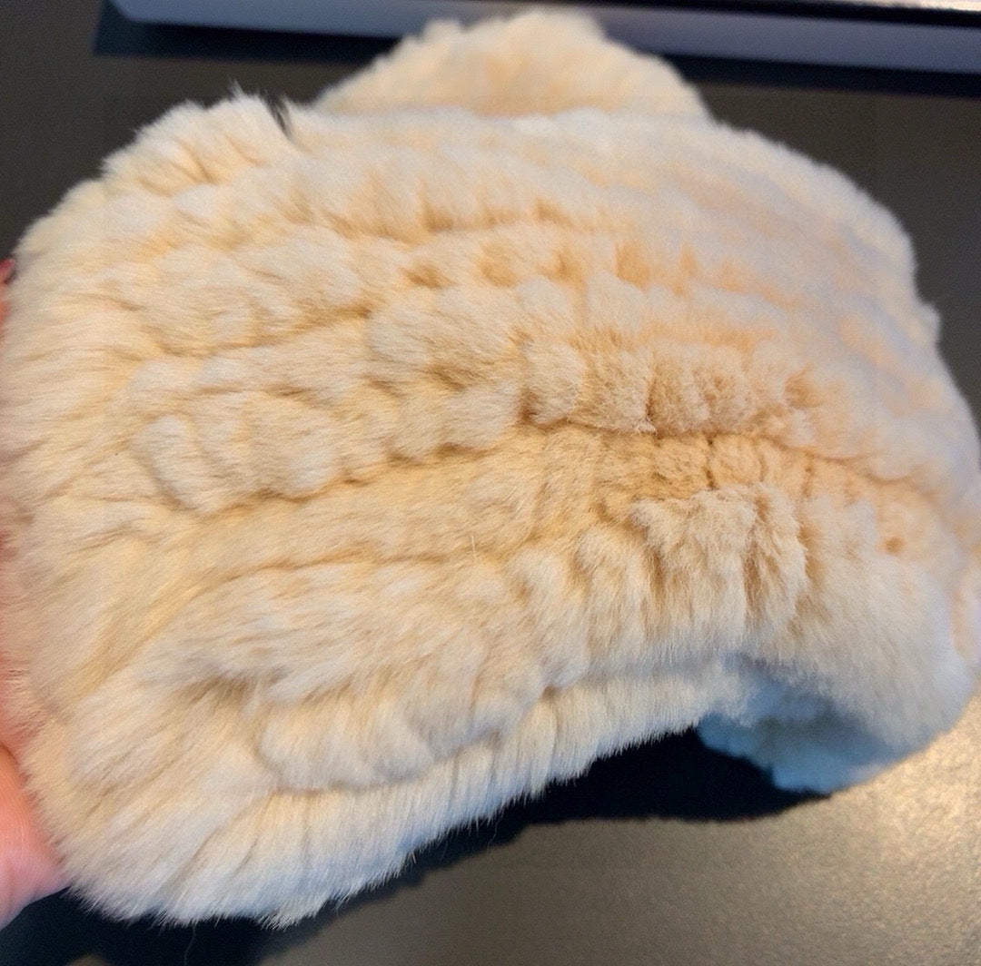 Chan Autumn and winter lazy rabbit fur half gloves