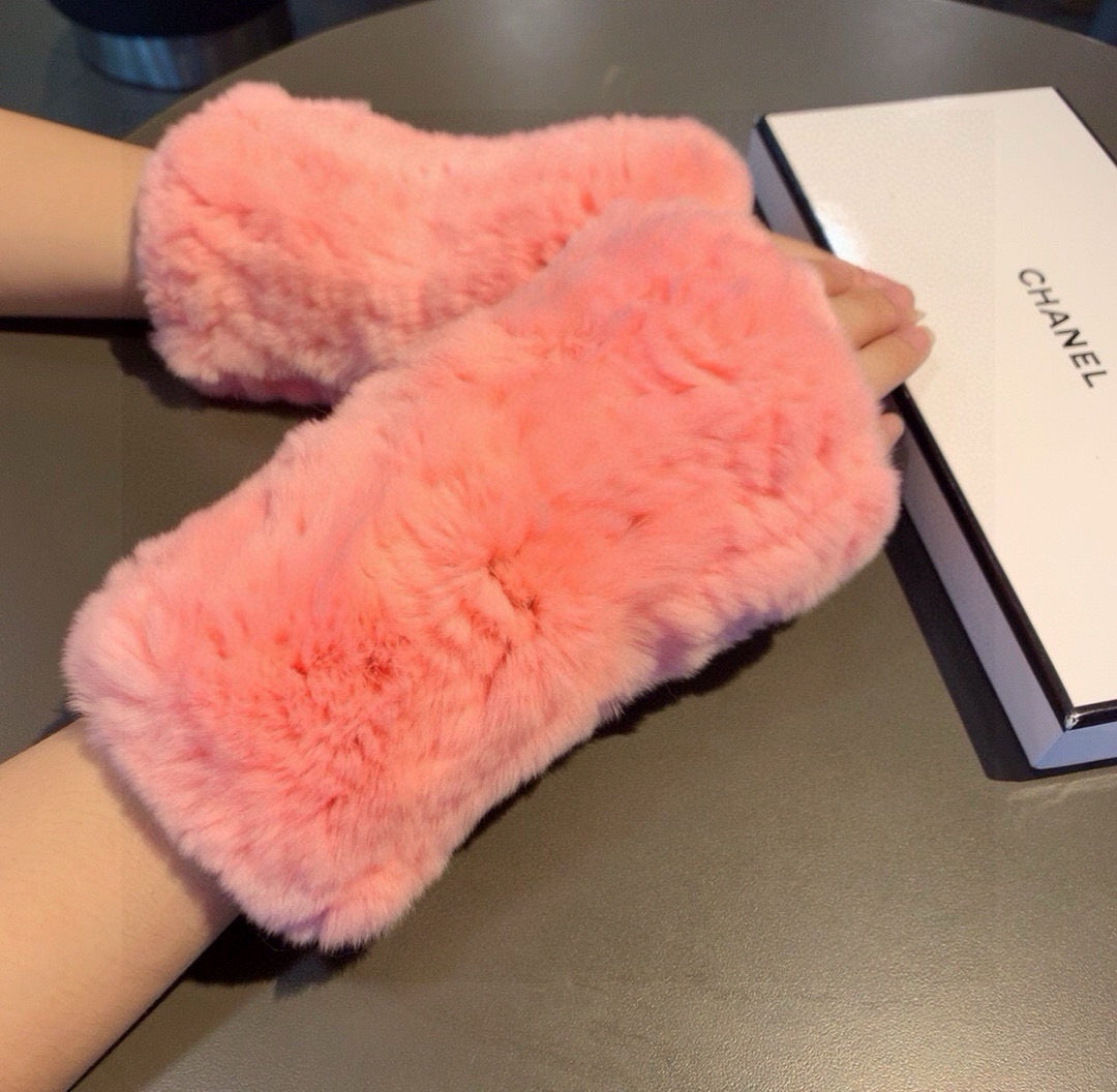 Chan Autumn and winter lazy rabbit fur half gloves