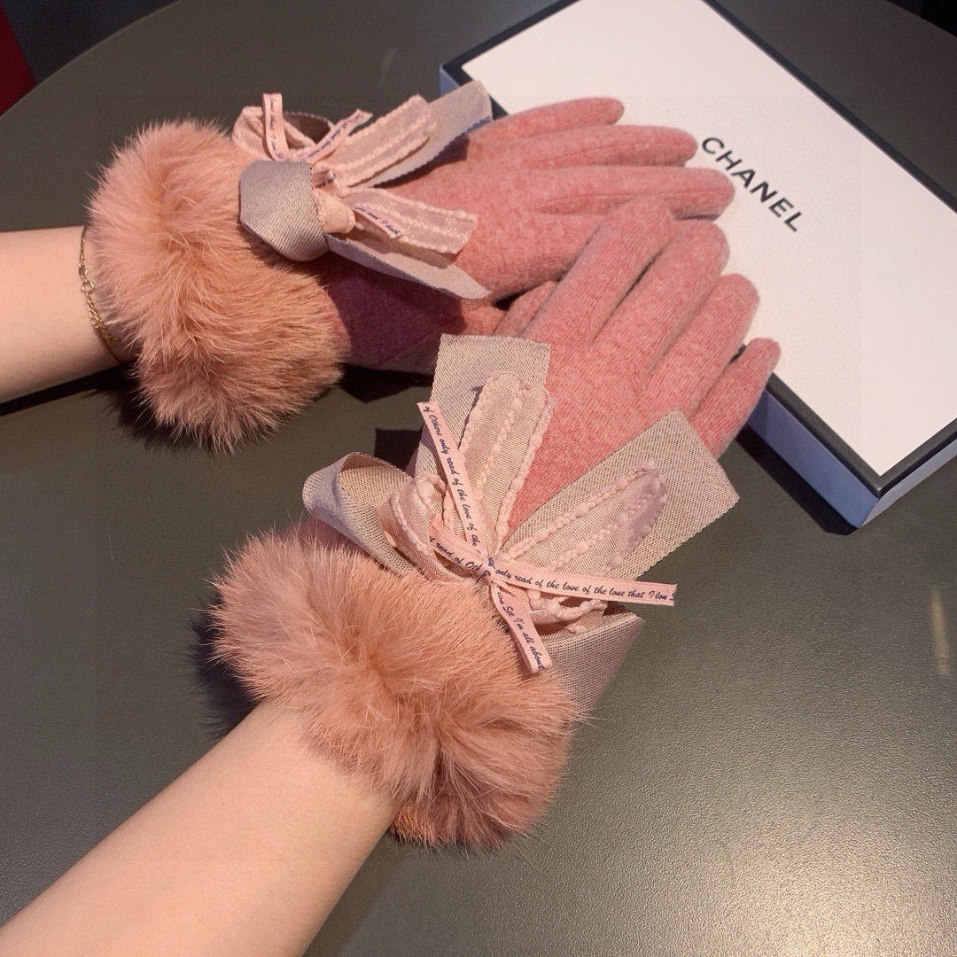Chan Autumn and winter lazy rabbit fur wool gloves