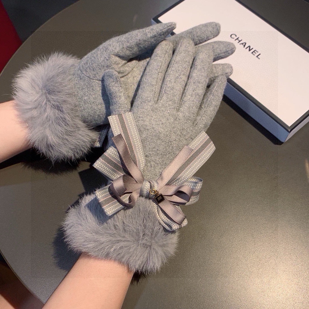 Chan Autumn and winter lazy rabbit fur wool gloves