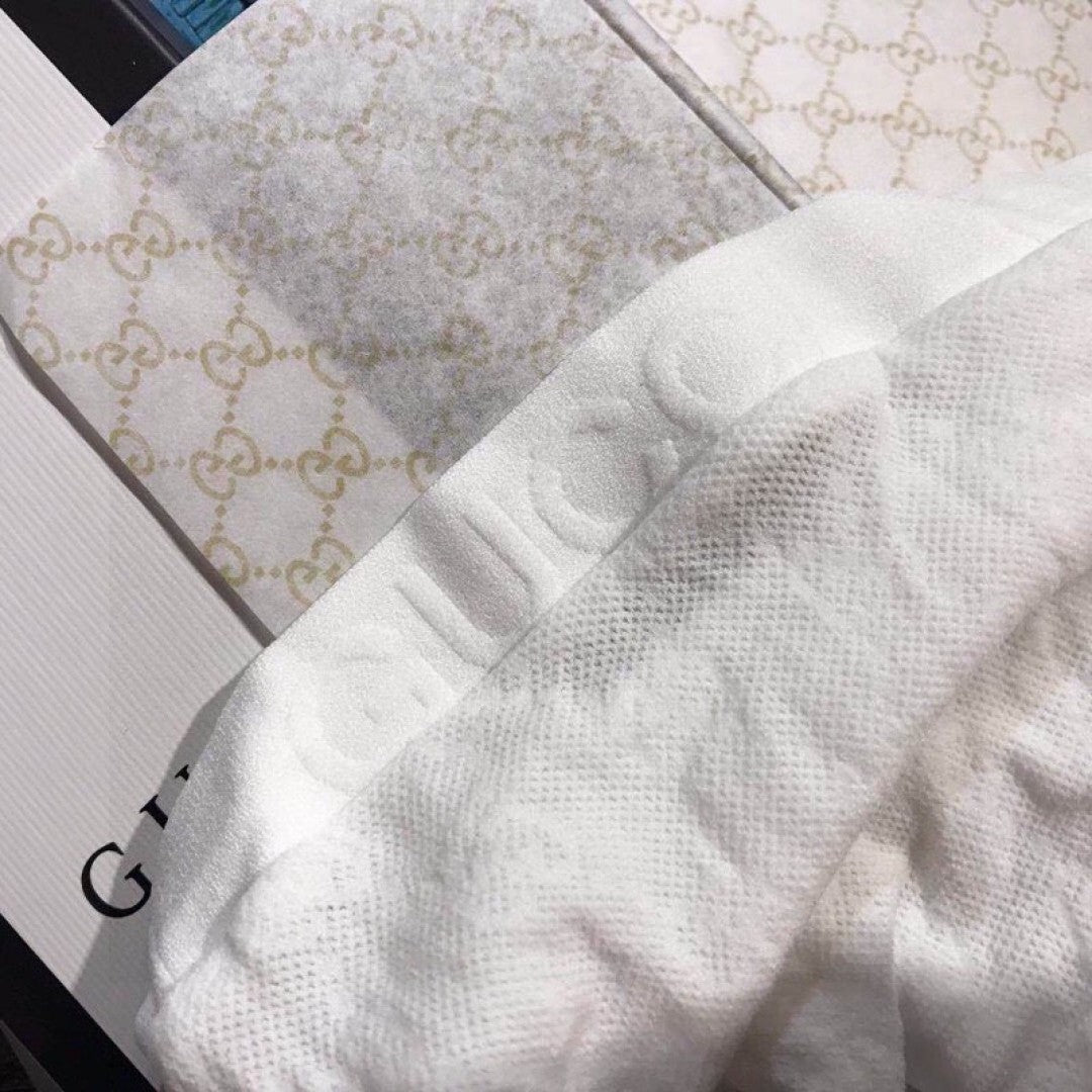 Guc One-piece fishnet pants