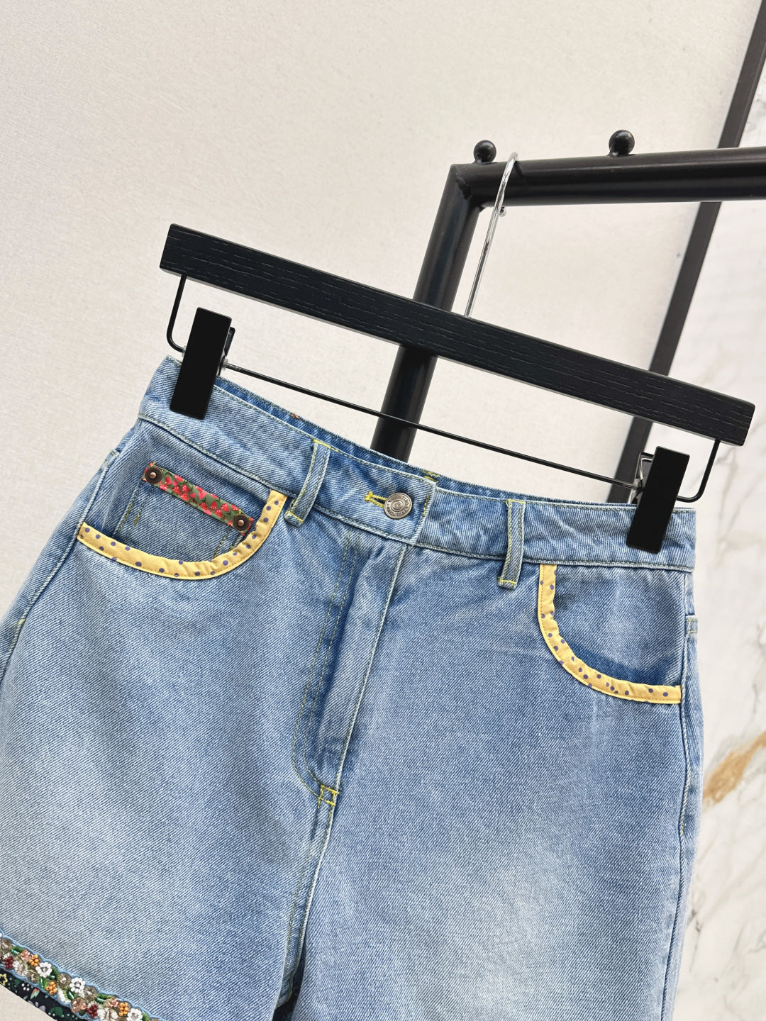 Valen New denim shorts