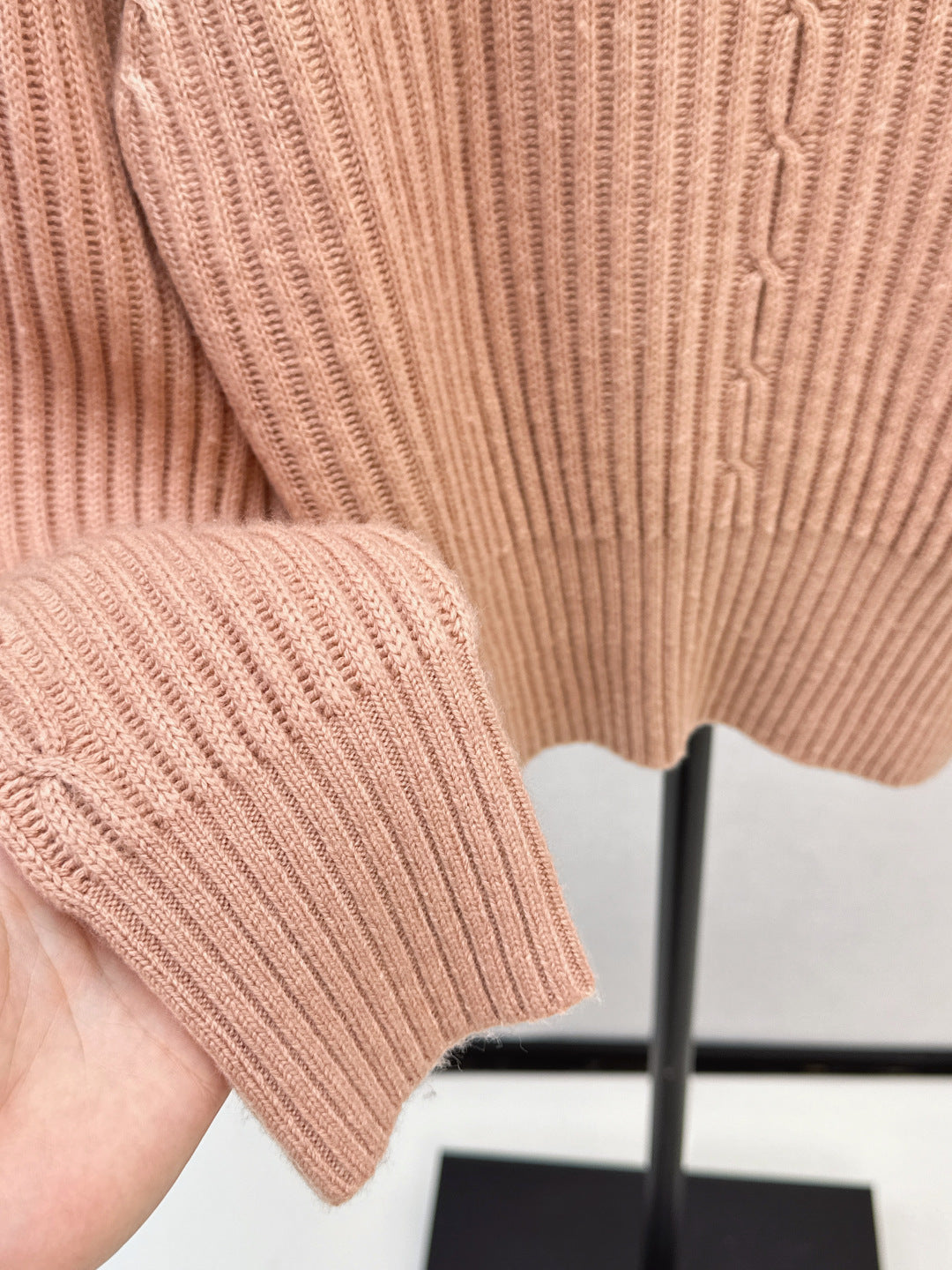 Saint New cashmere sweater