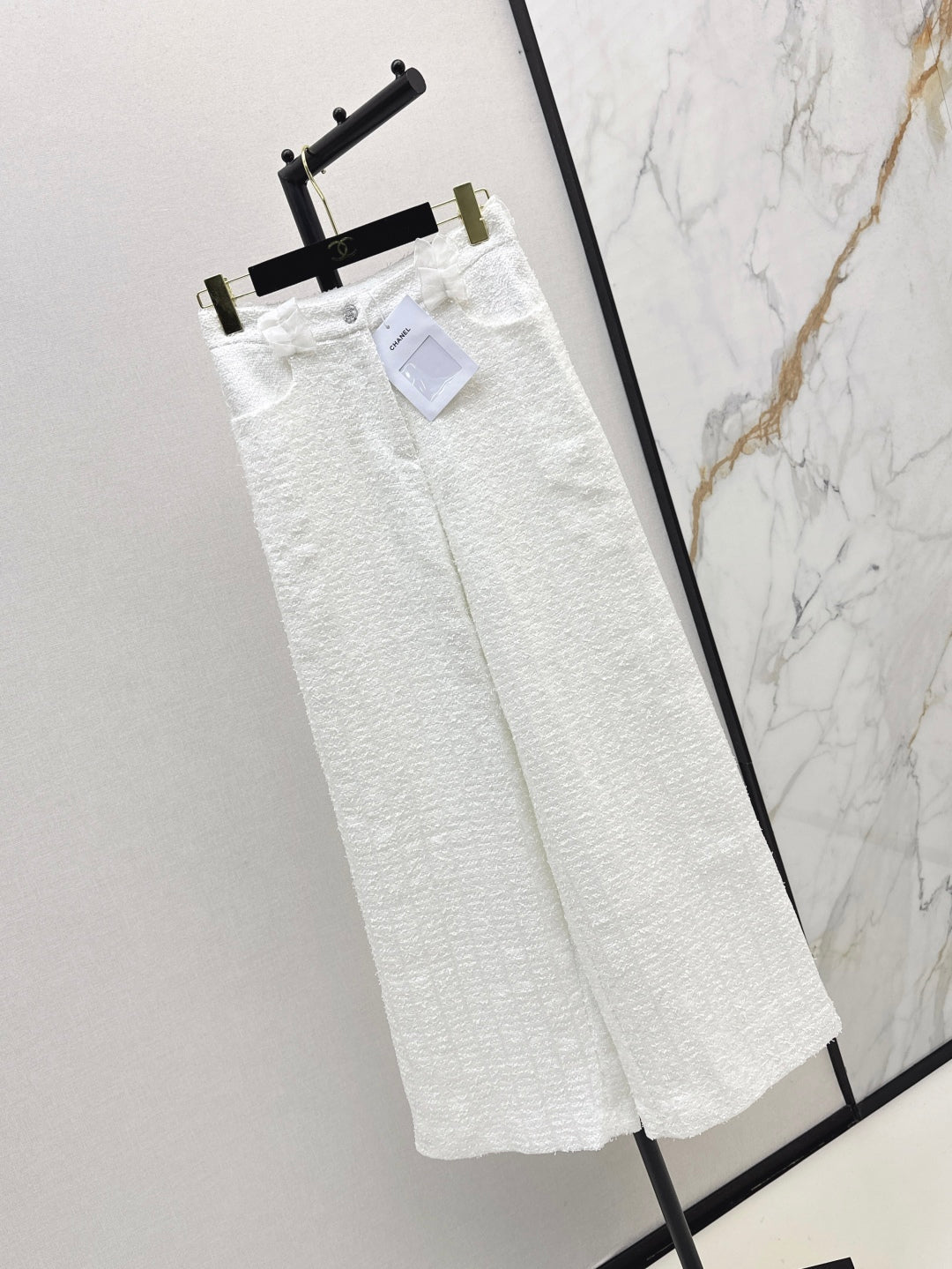 Chan New woven pants