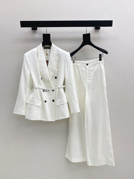 Loro New linen suit
