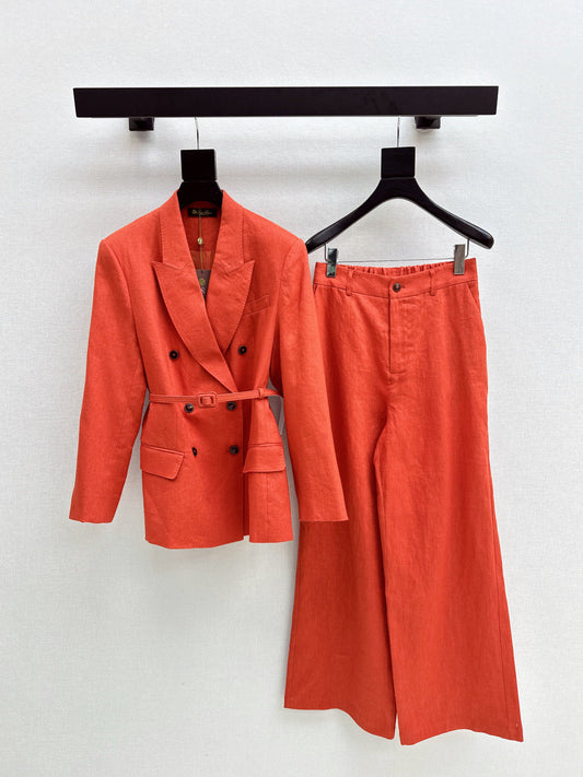 Loro New linen suit