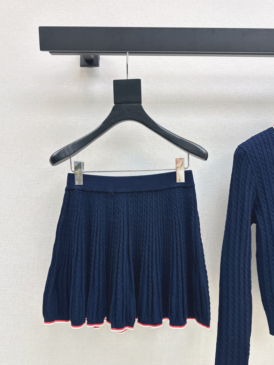 Ral New embroidery suit