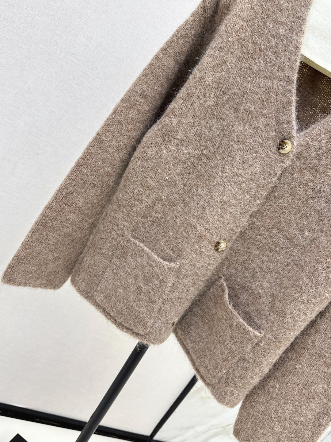 Loro New V-neck jacket