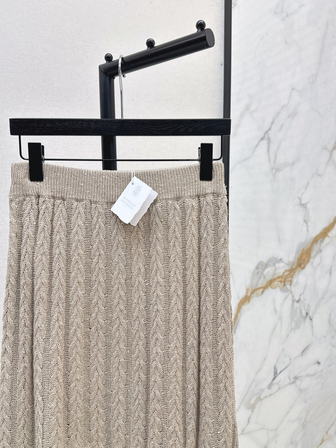 Brune New linen skirt