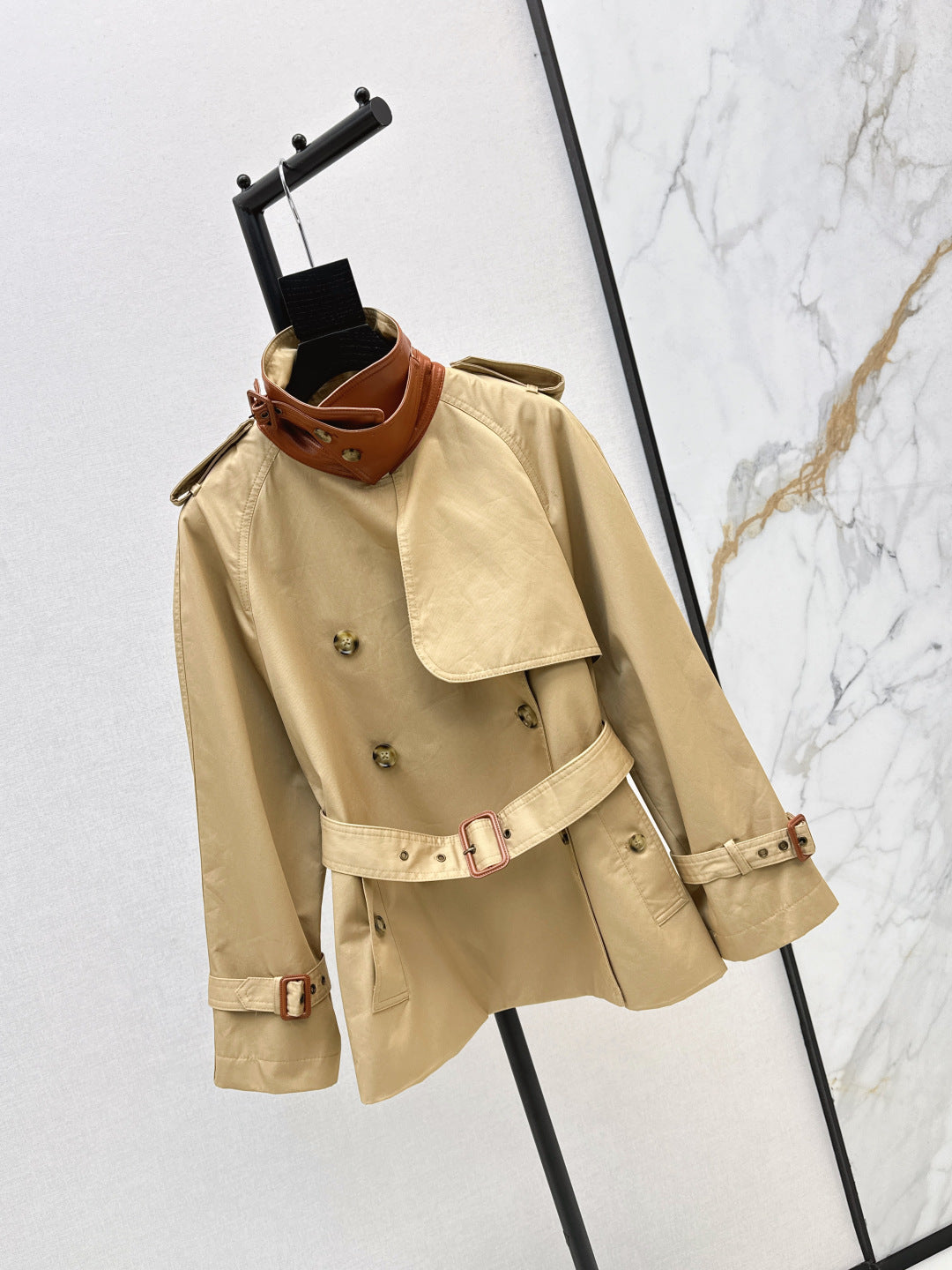 Chl New color-block trench coat