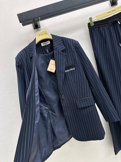 Miu New  striped suit
