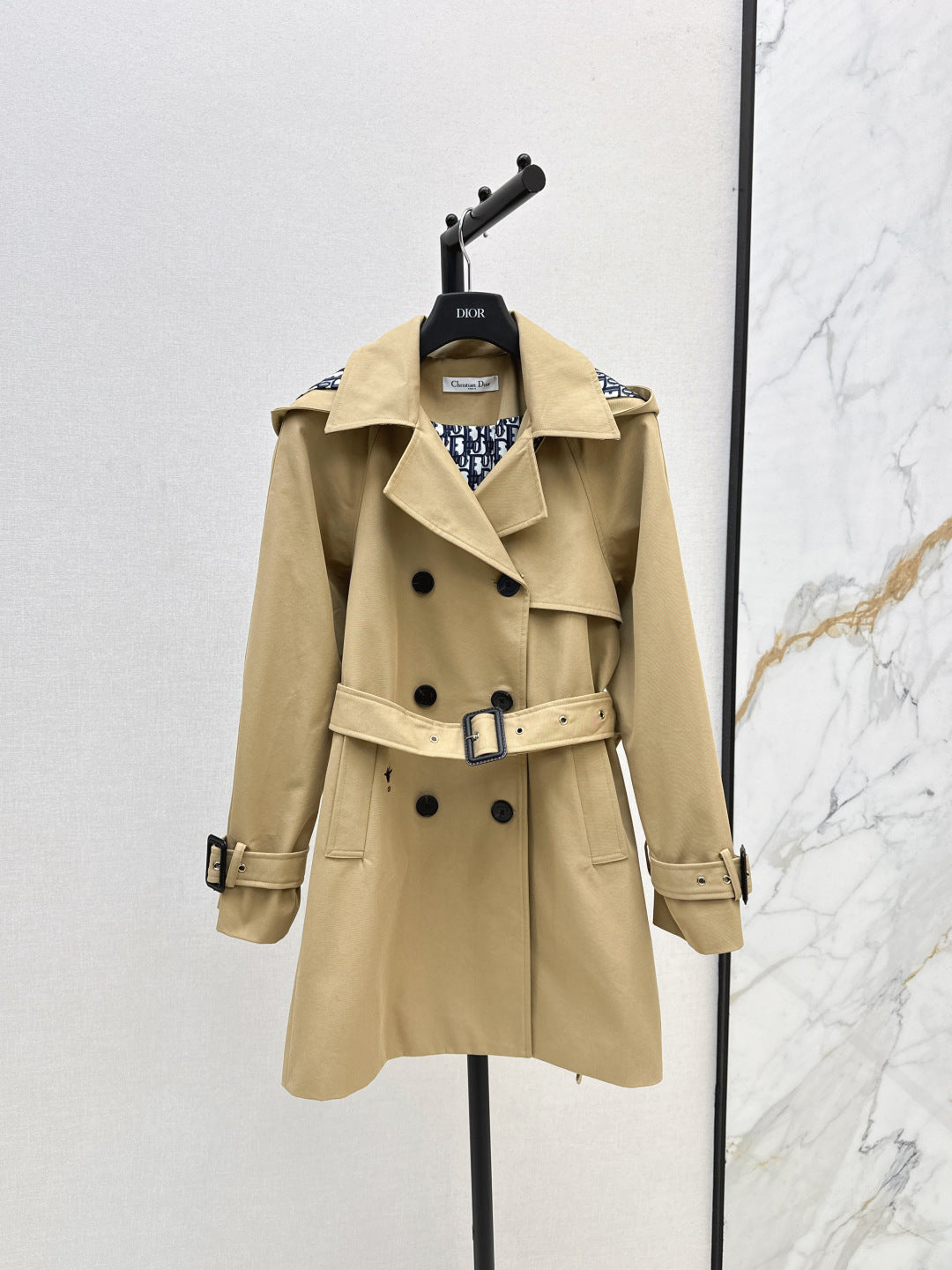 CD New belted jacket