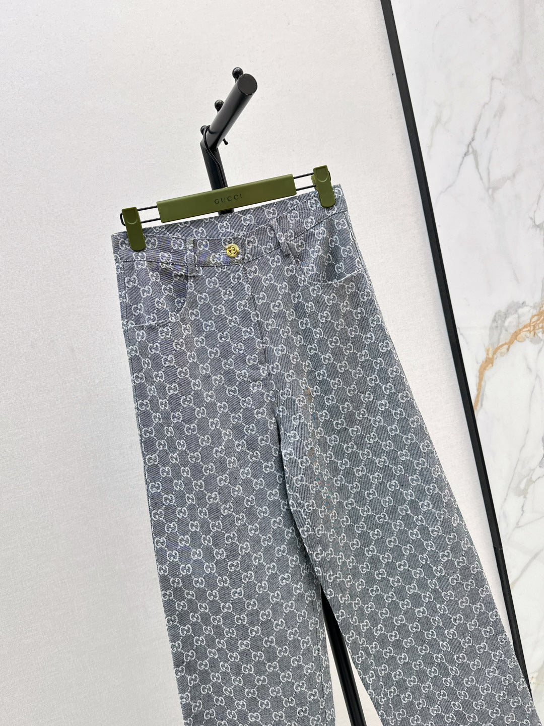 Guc New straight jeans