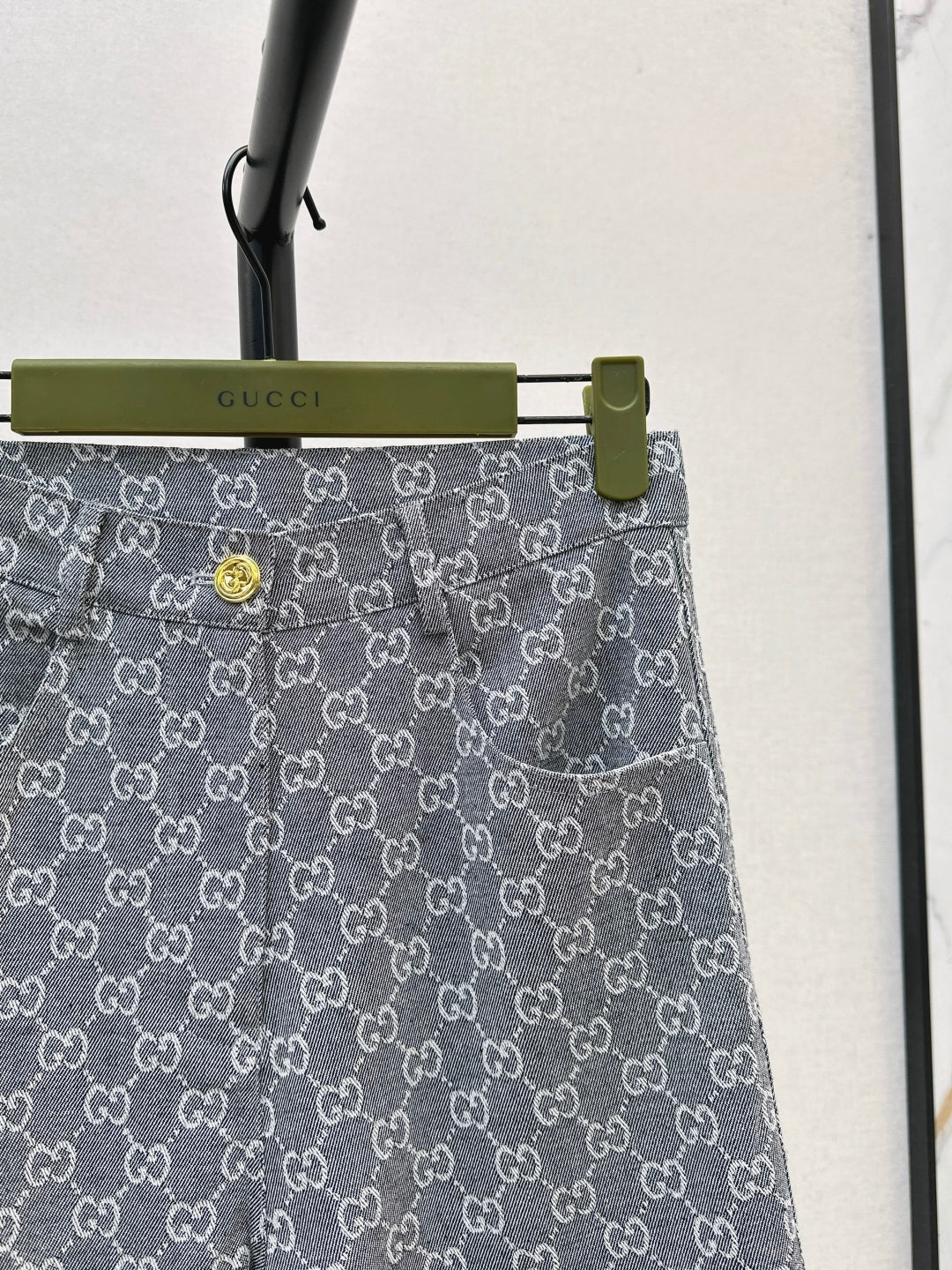 Guc New straight jeans