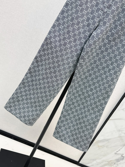 Guc New straight jeans