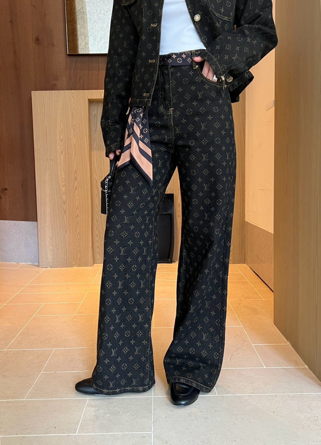 Louis New silk scarf jeans