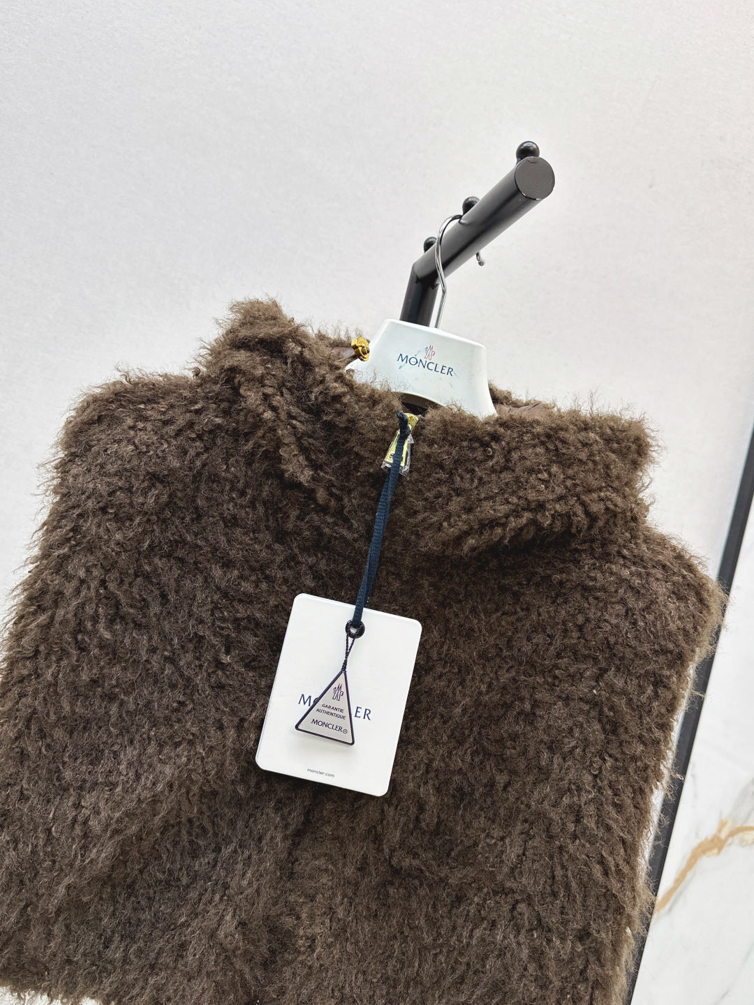 Monc New hooded down vest