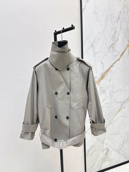 HE NEW broad shoulder jacket