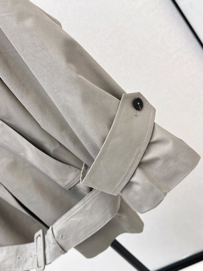 HE NEW broad shoulder jacket