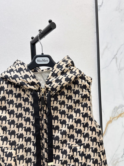 Max NEW Hooded vest jacket