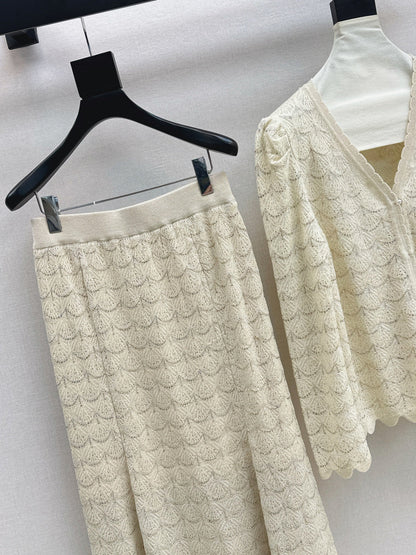 Chan NEW knitted suit