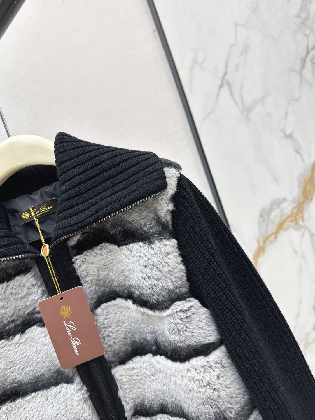 Loro NEW gradient down jacket