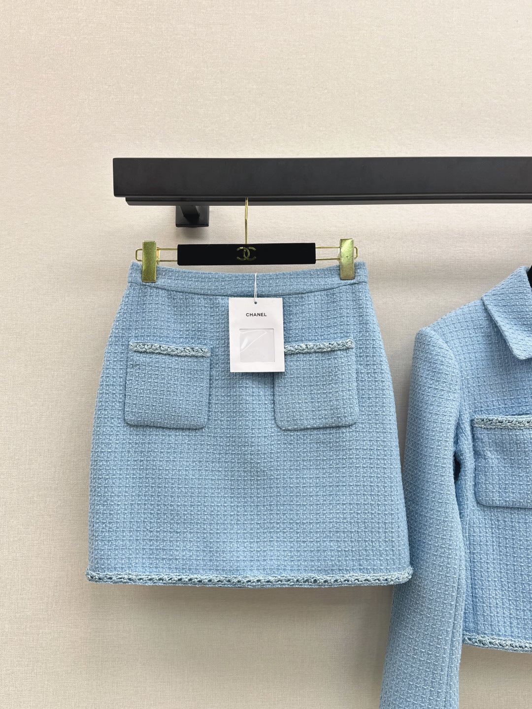 Chan NEW Knitting suit