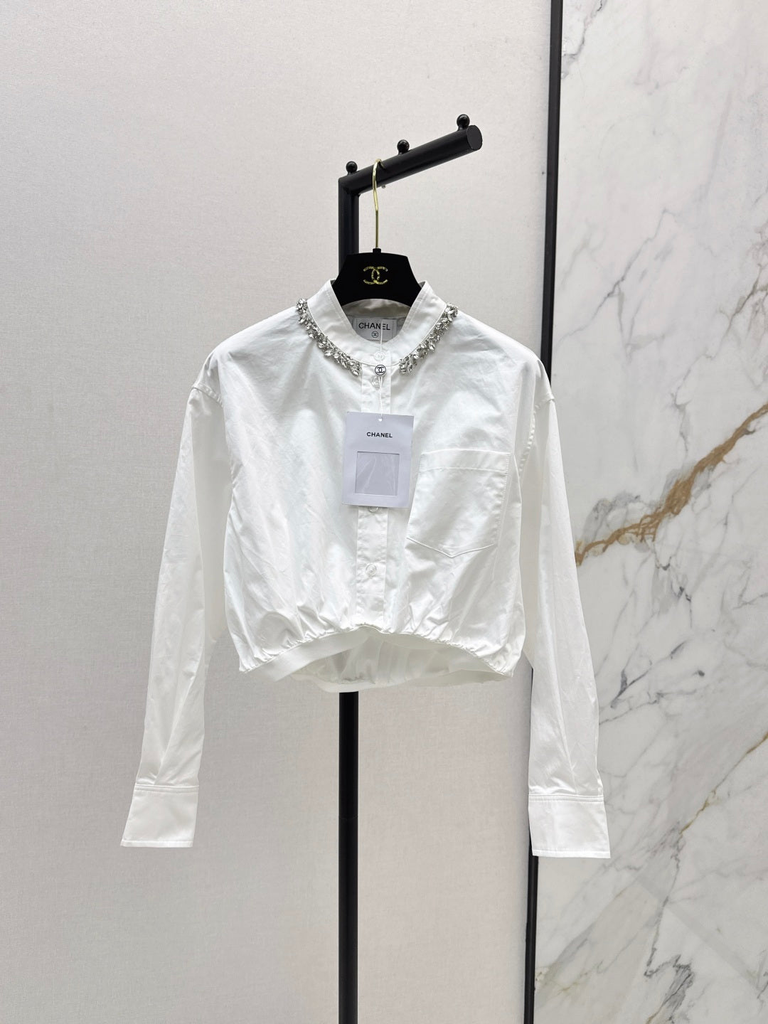 Chan NEW short shirt