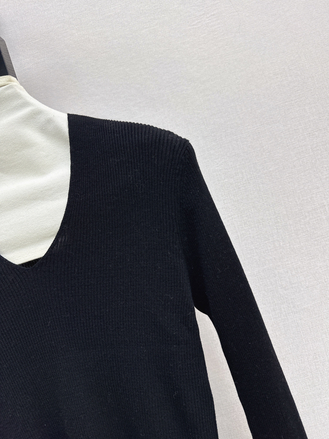 Miu NEW base sweater