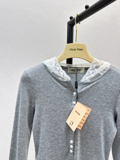 Miu NEW Hooded bottoming shirt