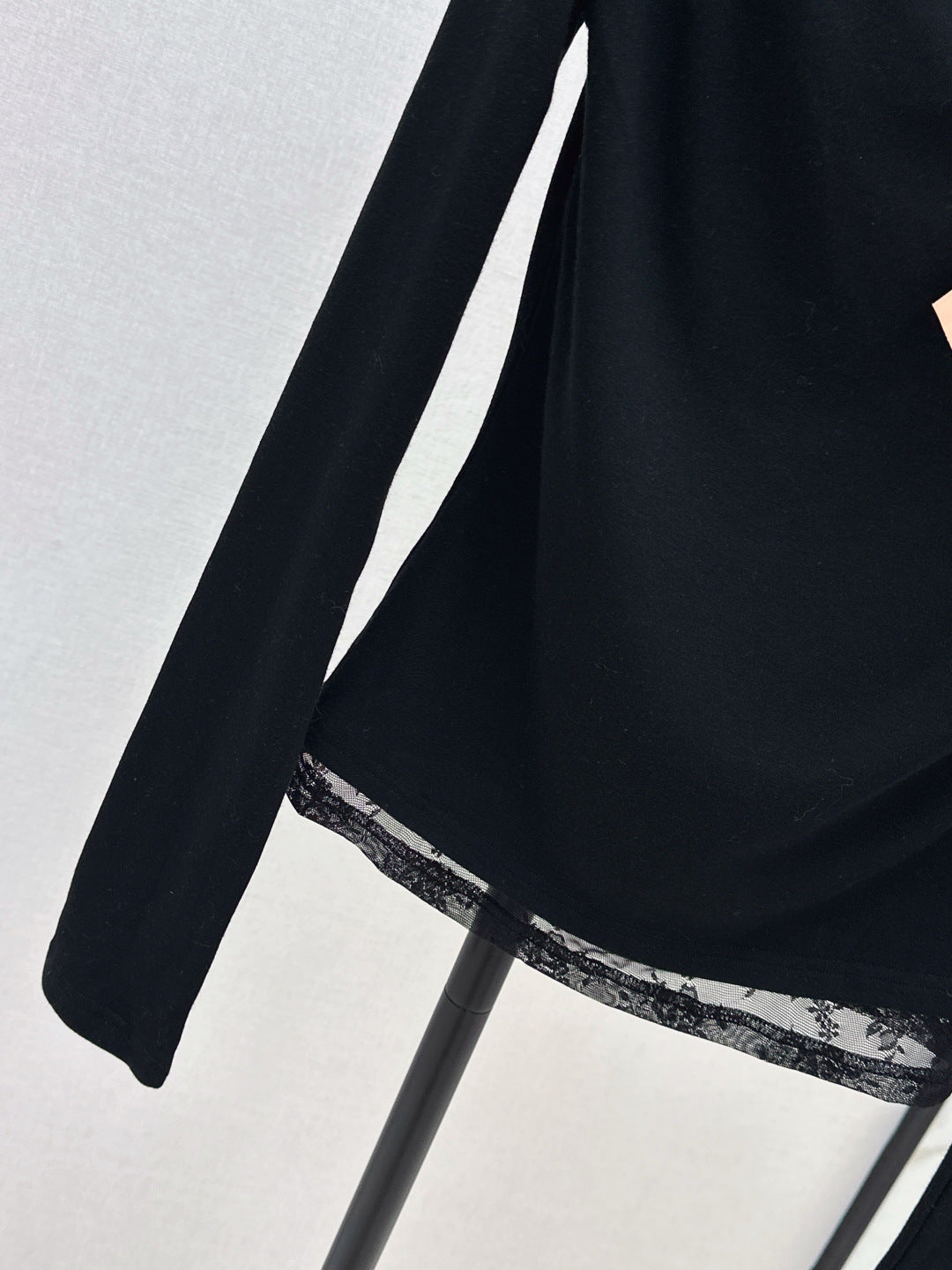 Miu NEW Lace base shirt