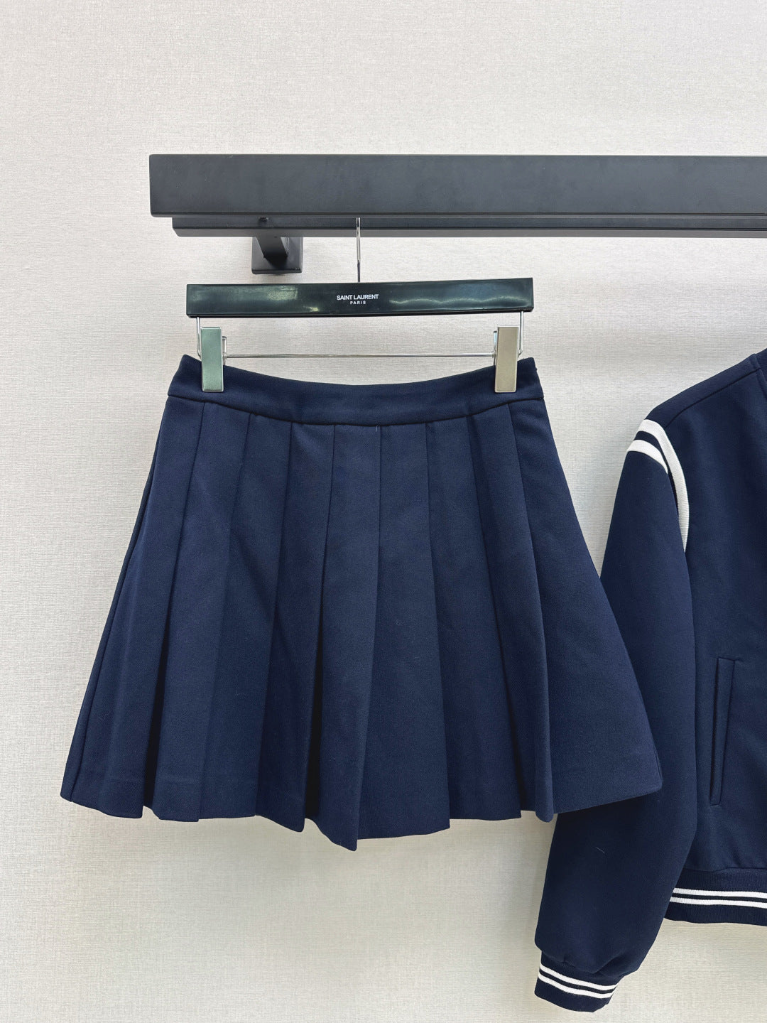 Saint NEW  jacket + pleated skirt