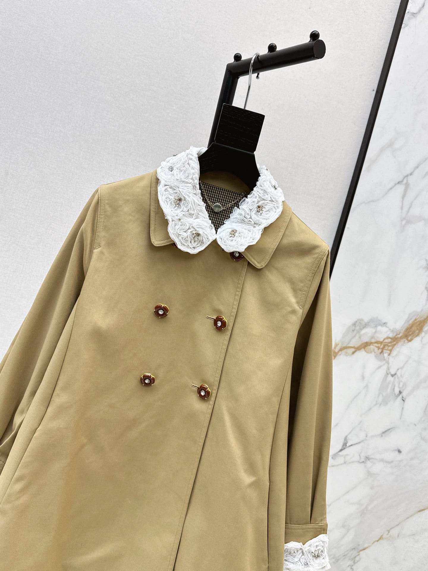 Va1en NEW doll style coat