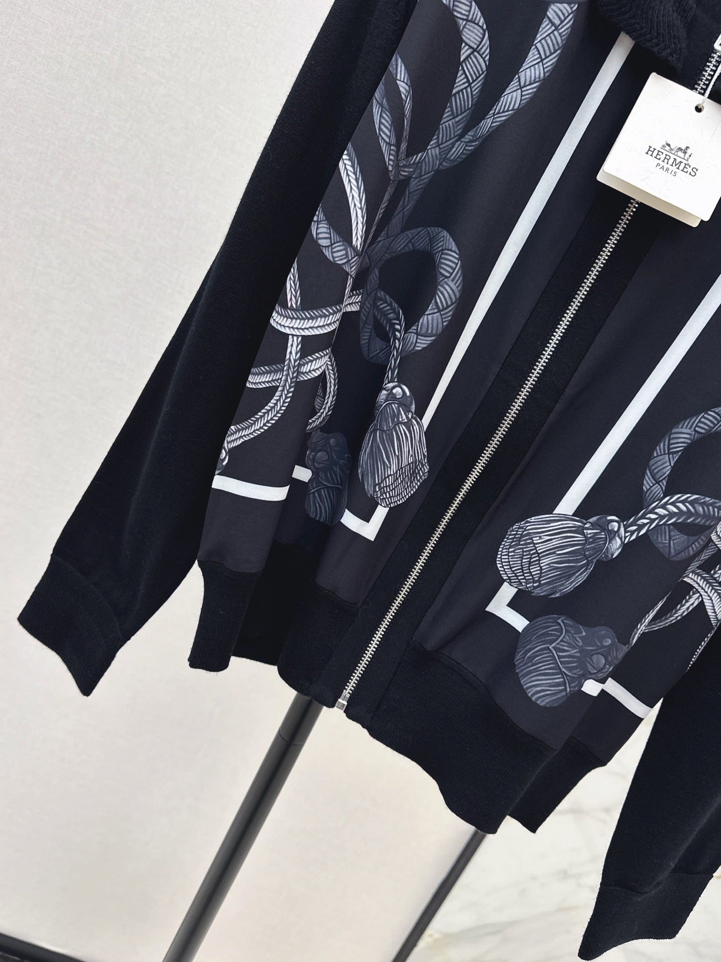 Herm NEW knitted cardigan