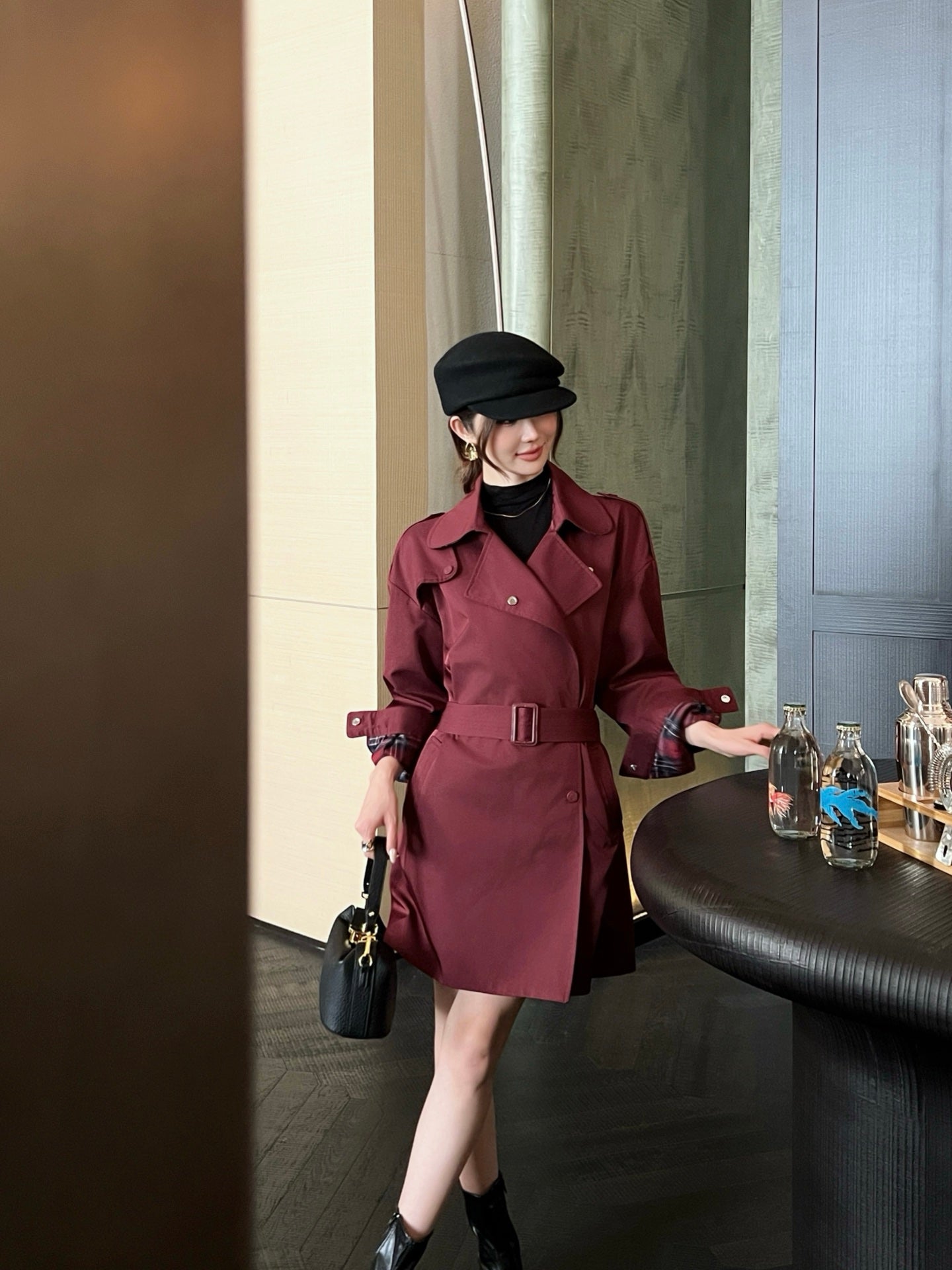 Low NEW  windbreaker jacket