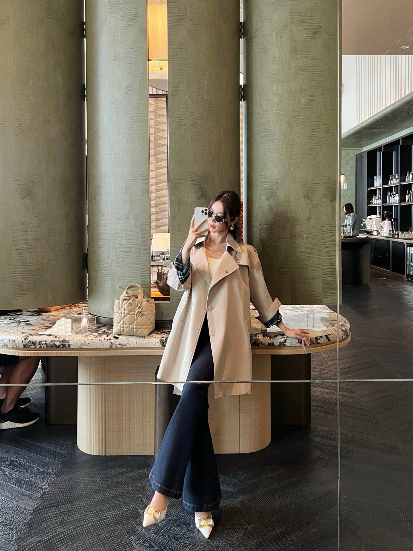 Low NEW  windbreaker jacket