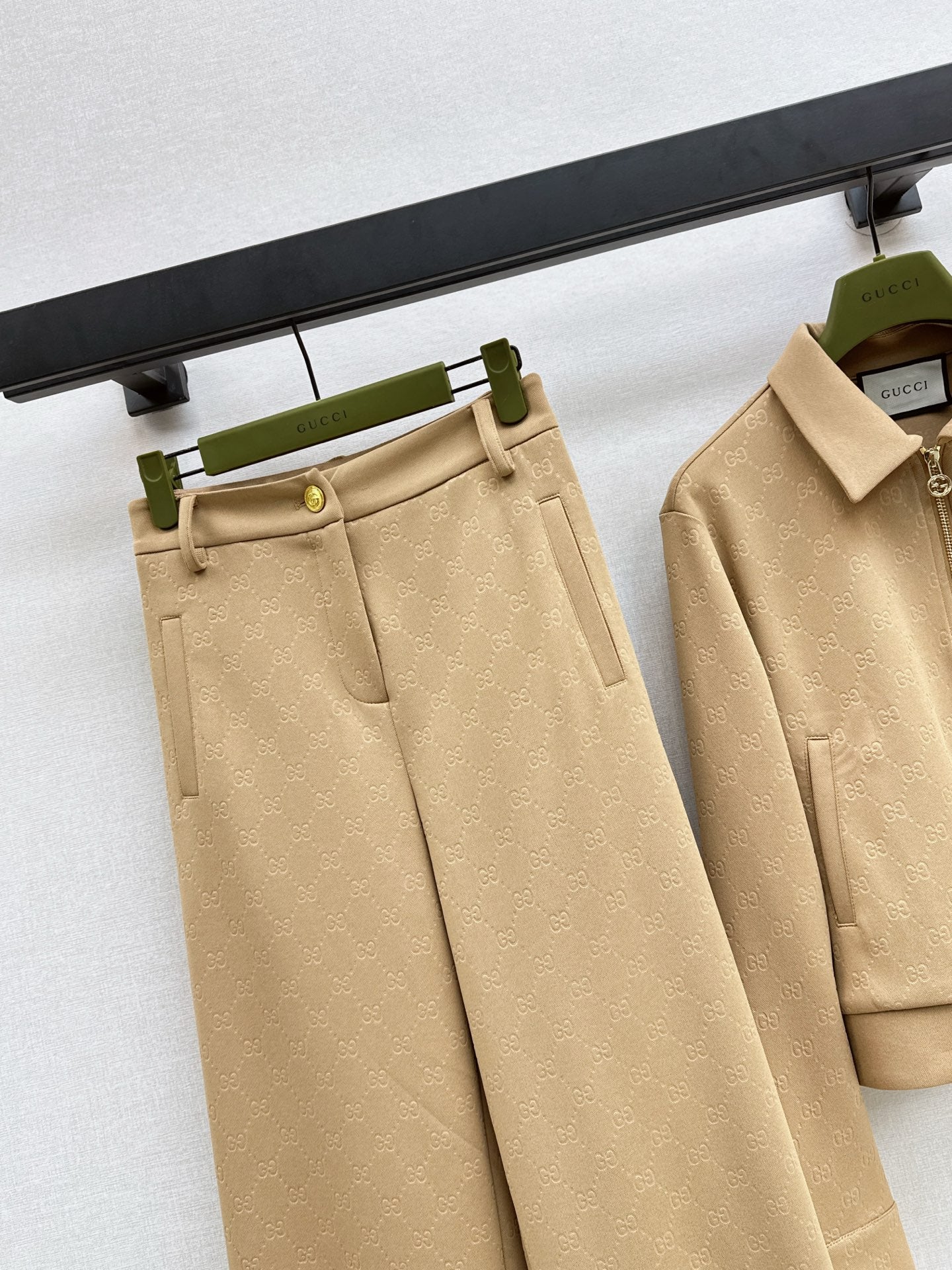 Guc NEW  trendy suit