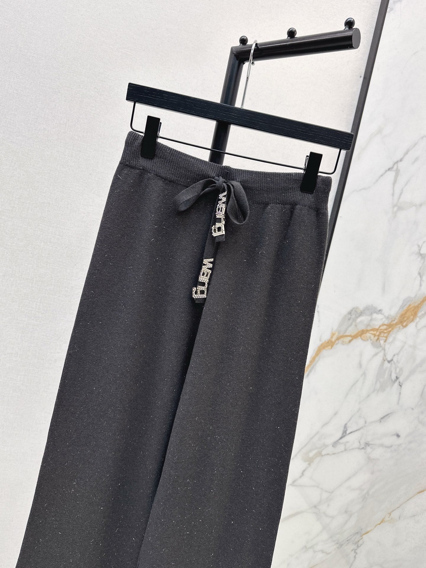 Wang NEW  Straight pants