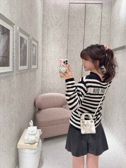 CD  NEW  cashmere sweater