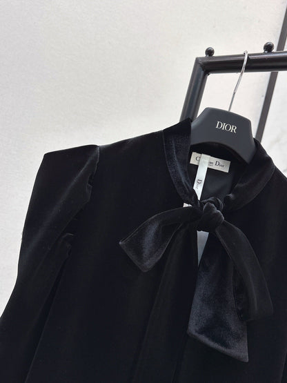 CD  NEW  velvet cape