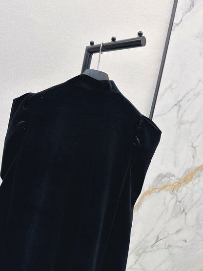 CD  NEW  velvet cape