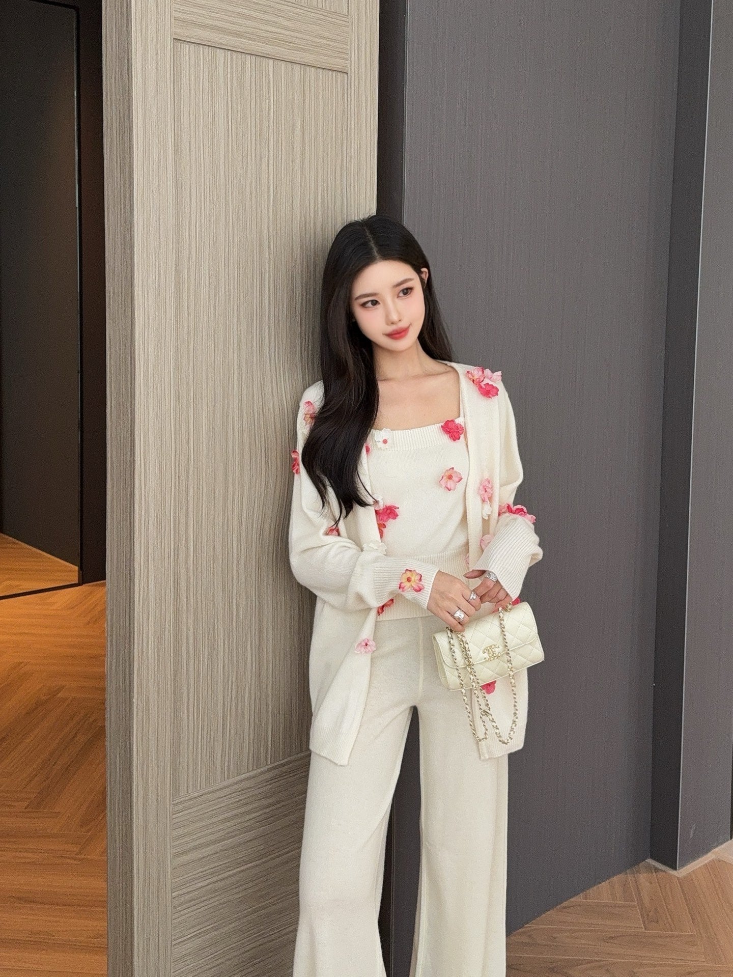 Chan NEW vest + cardigan set